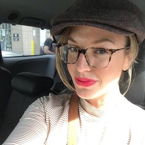 Meet your Posher, Kaily